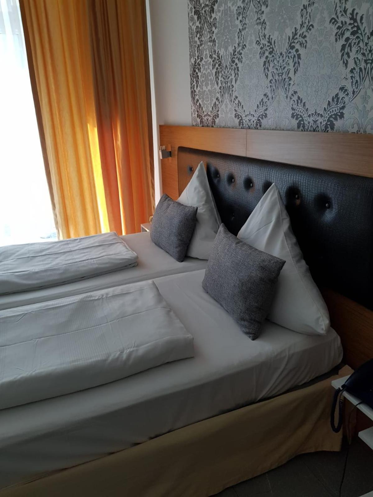 Hotel Drei Kronen Dortmund Exterior foto